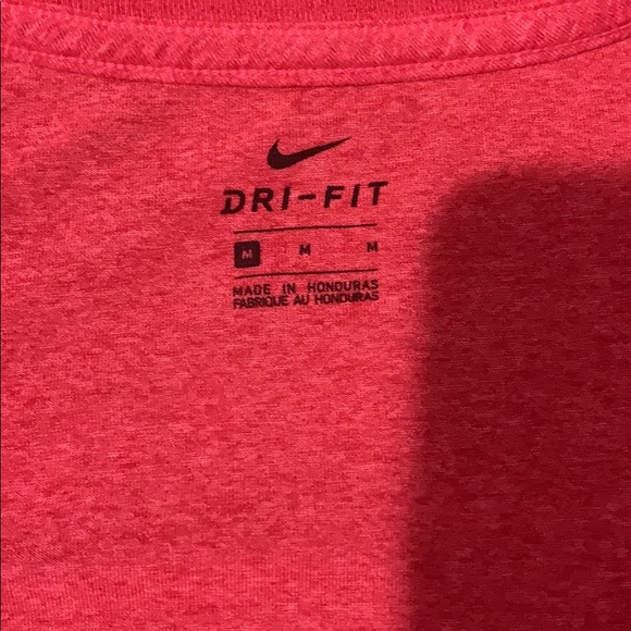 nike active top - Picture 2 of 2